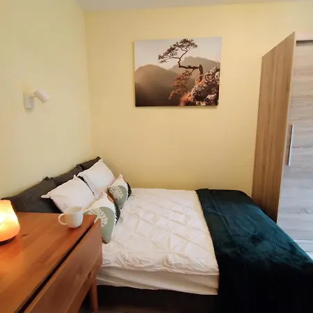 Yellow Apartment Wieliczka